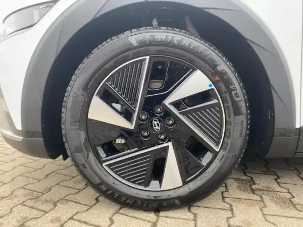 HYUNDAI IONIQ 5 CENTRIQ (7/15)