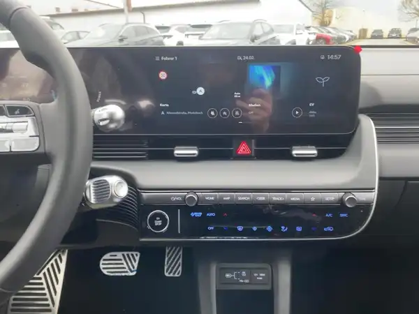 HYUNDAI IONIQ 5 CENTRIQ (10/15)