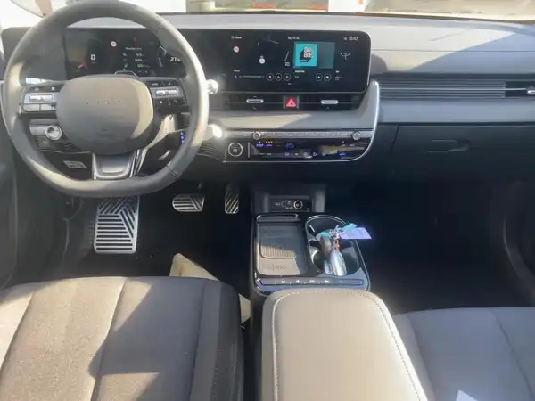 HYUNDAI IONIQ 5 CENTRIQ (8/15)