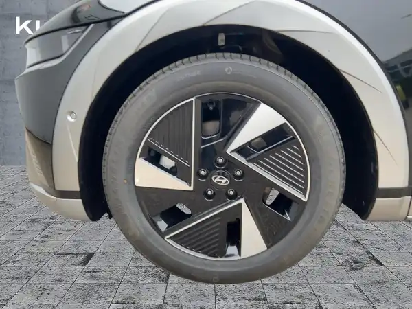 HYUNDAI IONIQ 5 UNIQ (7/15)