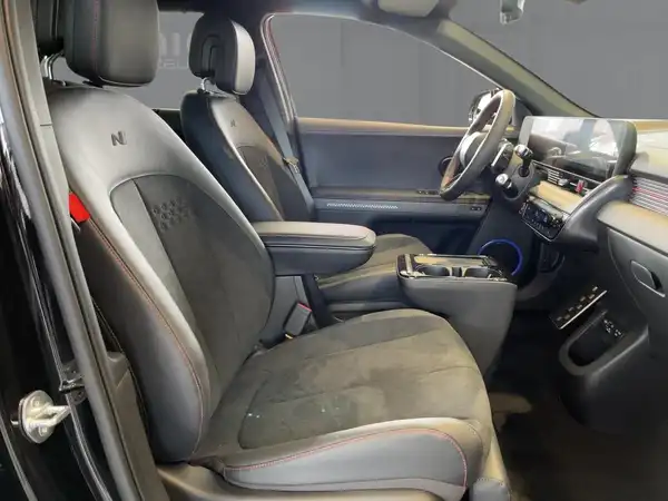 HYUNDAI IONIQ 5 N (11/15)