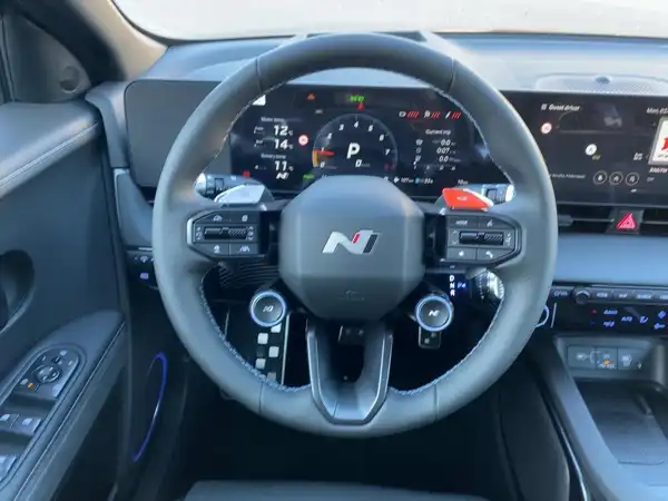 HYUNDAI IONIQ 5 N (9/15)
