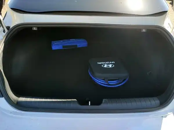 HYUNDAI IONIQ 6 UNIQ (13/15)