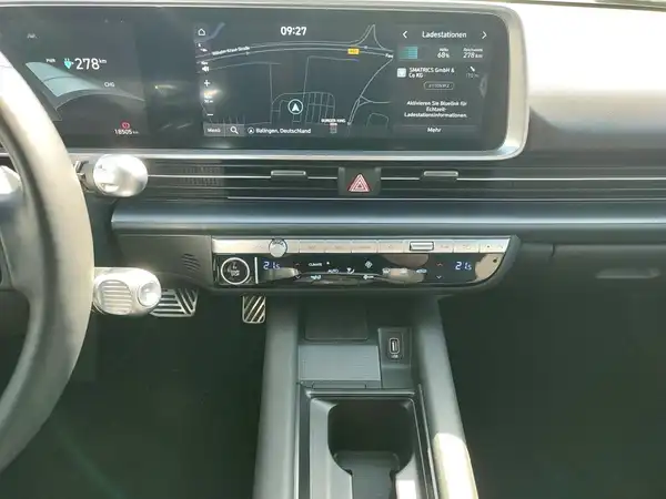 HYUNDAI IONIQ 6 UNIQ (10/15)