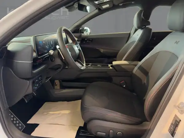 HYUNDAI IONIQ 6 (10/12)