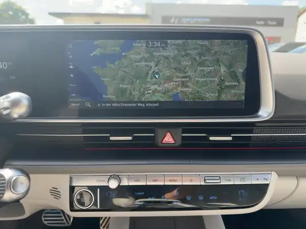 HYUNDAI IONIQ 6 UNIQ (10/15)