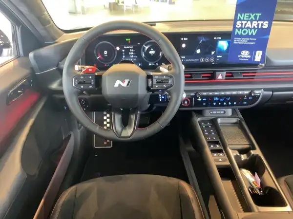 HYUNDAI IONIQ 6 (8/15)