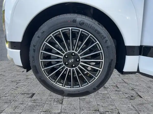 HYUNDAI IONIQ 9 (9/10)