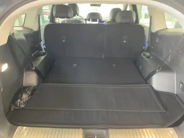 HYUNDAI IONIQ 9 (13/15)