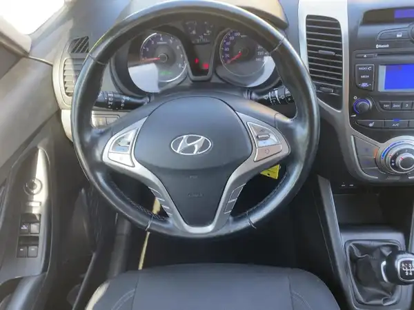 HYUNDAI IX20 (9/15)