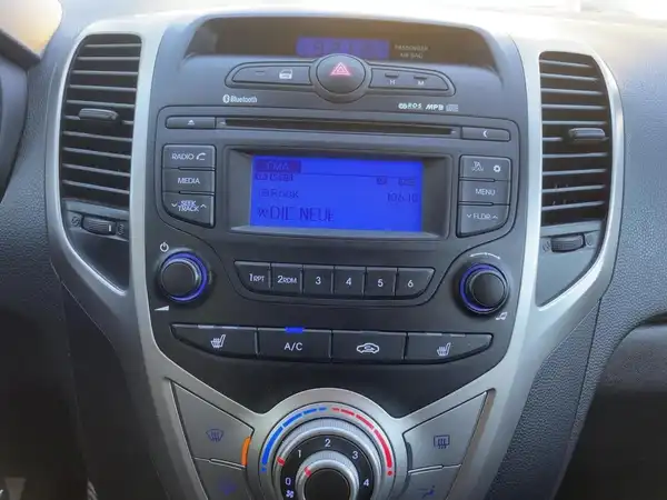 HYUNDAI IX20 (10/15)