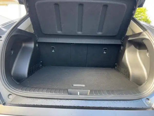 HYUNDAI KONA (13/14)