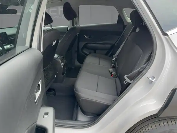 HYUNDAI KONA TREND (11/15)
