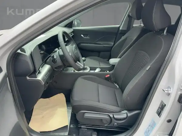 HYUNDAI KONA TREND (10/15)