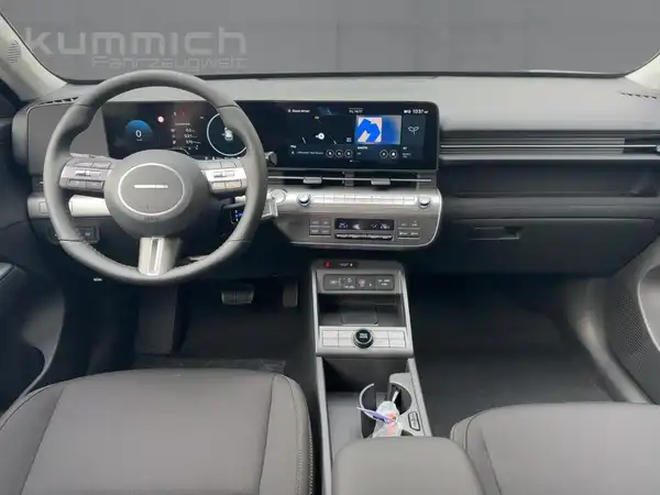 HYUNDAI KONA TREND (8/11)