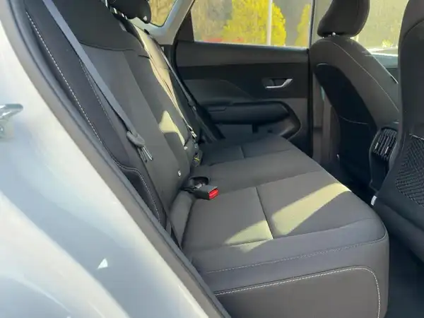 HYUNDAI KONA TREND (12/14)