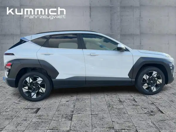 HYUNDAI KONA TREND (3/14)