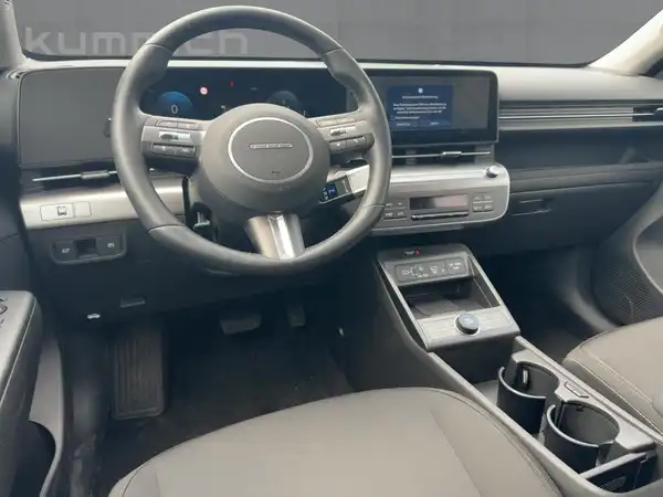HYUNDAI KONA TREND (8/15)