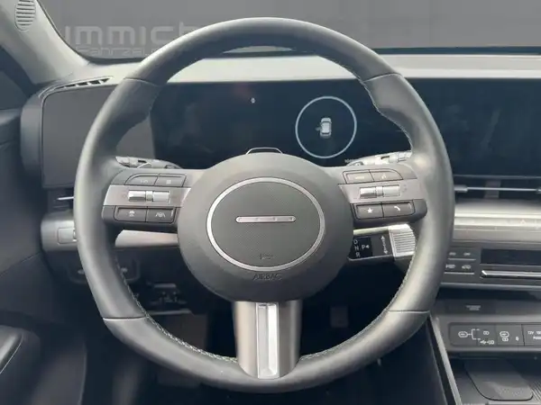 HYUNDAI KONA TREND (9/15)
