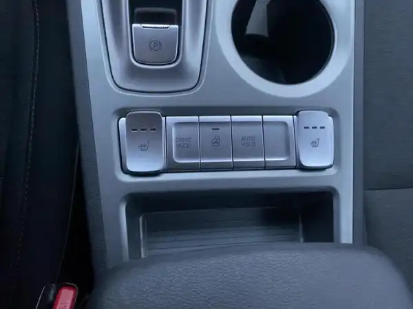 HYUNDAI KONA ELEKTRO (14/15)