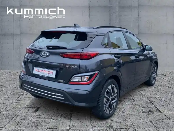 HYUNDAI KONA ELEKTRO (4/15)