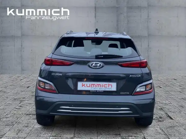 HYUNDAI KONA ELEKTRO (5/15)