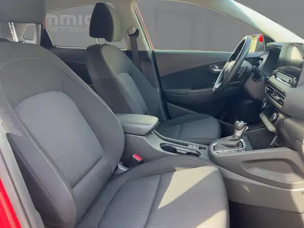 HYUNDAI KONA PRIME (11/14)