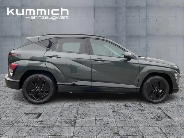 HYUNDAI KONA TREND (3/15)