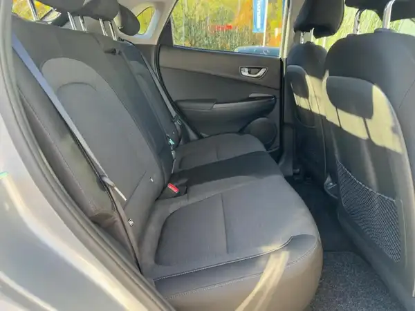 HYUNDAI KONA TREND (12/15)