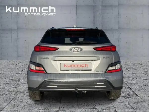 HYUNDAI KONA TREND (5/15)