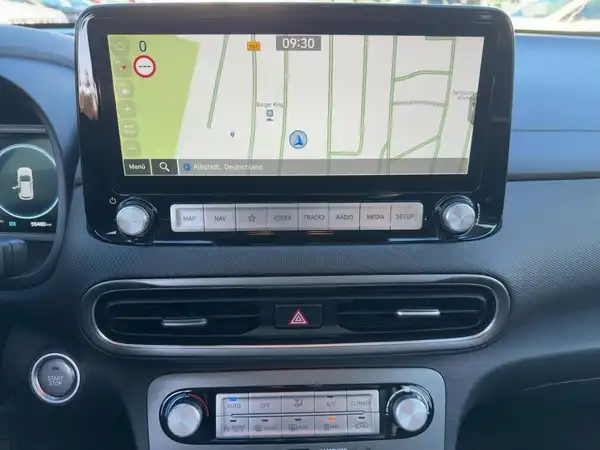 HYUNDAI KONA TREND (10/15)