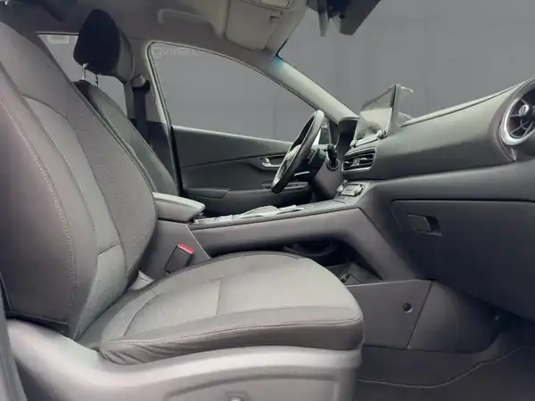 HYUNDAI KONA PRIME (11/15)