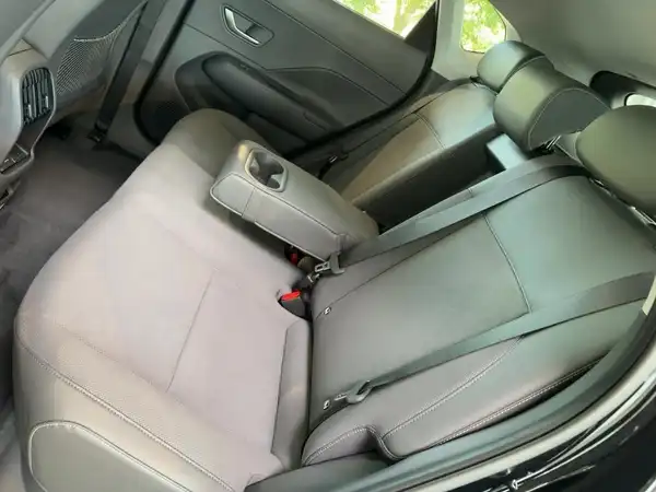 HYUNDAI KONA PRIME (12/14)