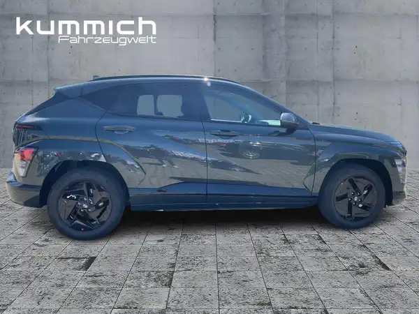 HYUNDAI KONA TREND (3/15)