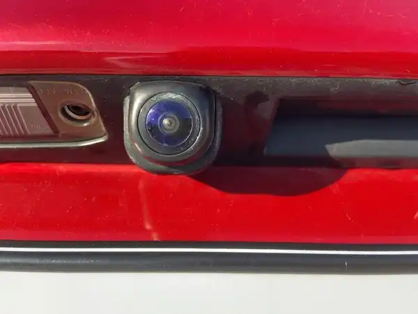 HYUNDAI KONA (13/15)