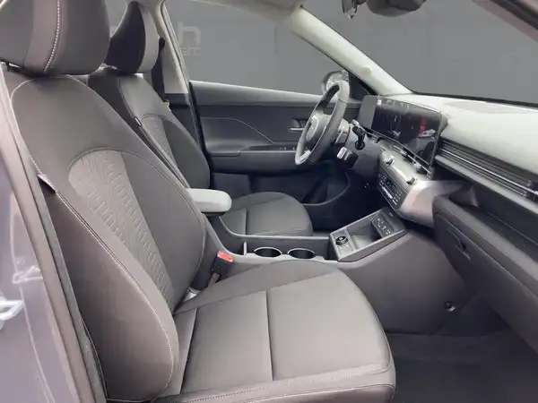 HYUNDAI KONA SELECT (11/14)