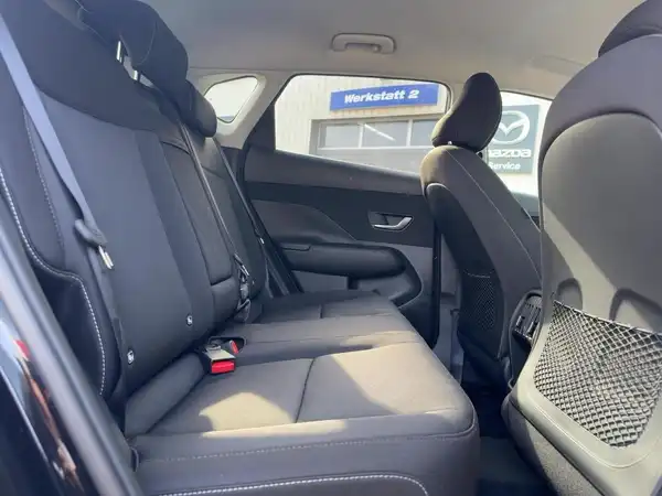 HYUNDAI KONA TREND (12/15)
