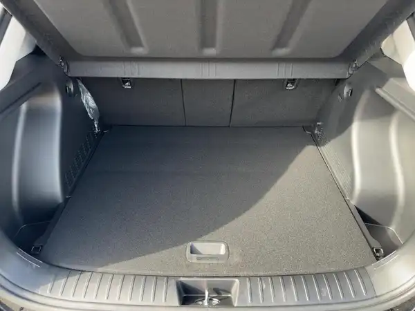 HYUNDAI KONA TREND (13/15)