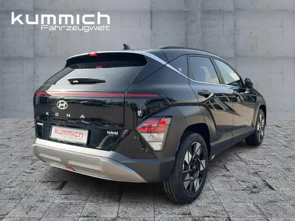 HYUNDAI KONA TREND (4/15)