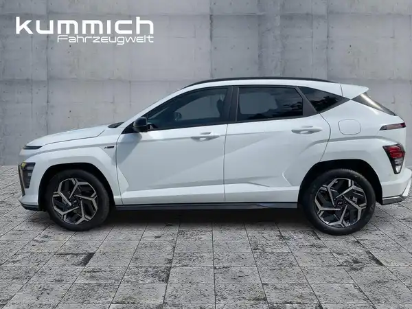 HYUNDAI KONA (6/15)