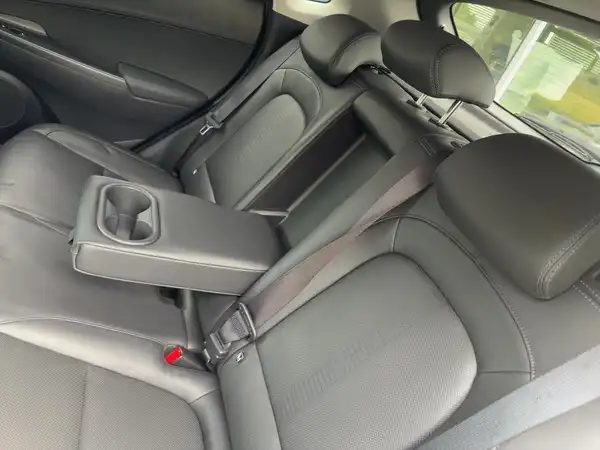 HYUNDAI KONA PRIME (11/13)