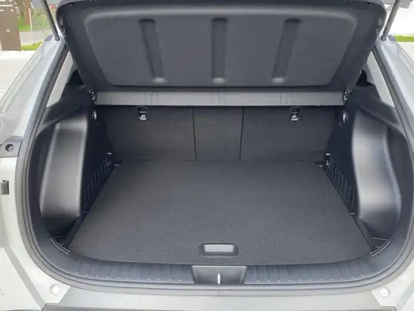 HYUNDAI KONA TREND (13/15)