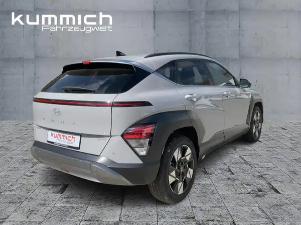 HYUNDAI KONA TREND (4/15)