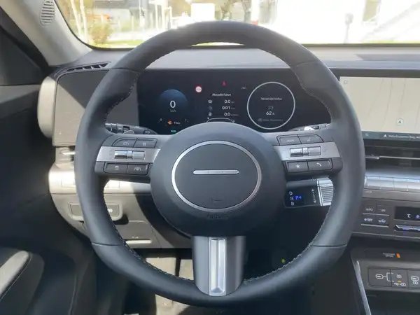 HYUNDAI KONA TREND (9/15)