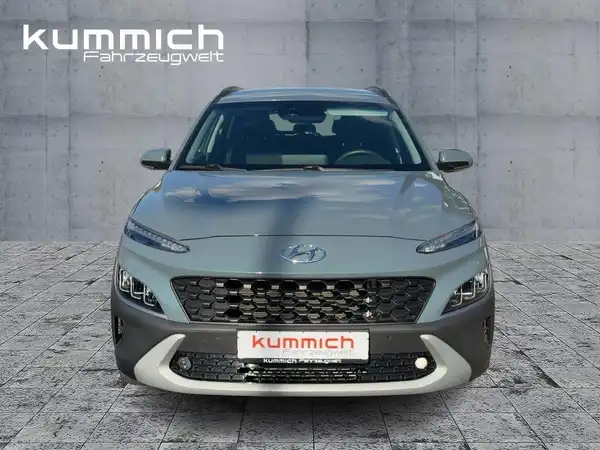 HYUNDAI KONA (2/15)