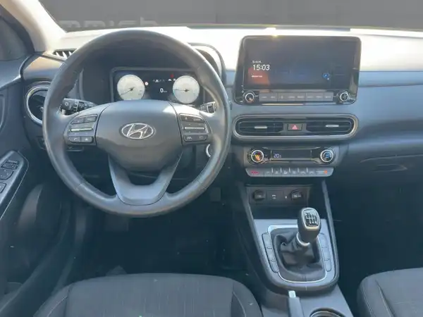 HYUNDAI KONA (8/15)