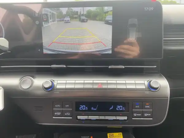 HYUNDAI KONA TREND (14/15)