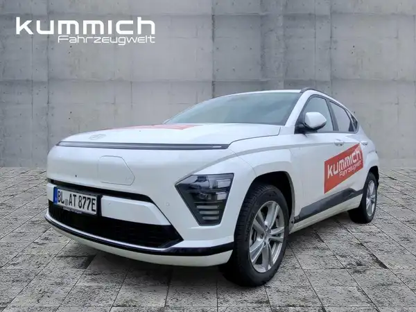 HYUNDAI KONA TREND (1/15)