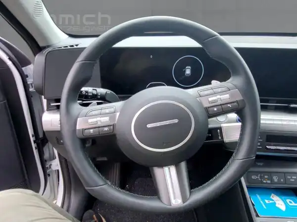 HYUNDAI KONA TREND (9/15)