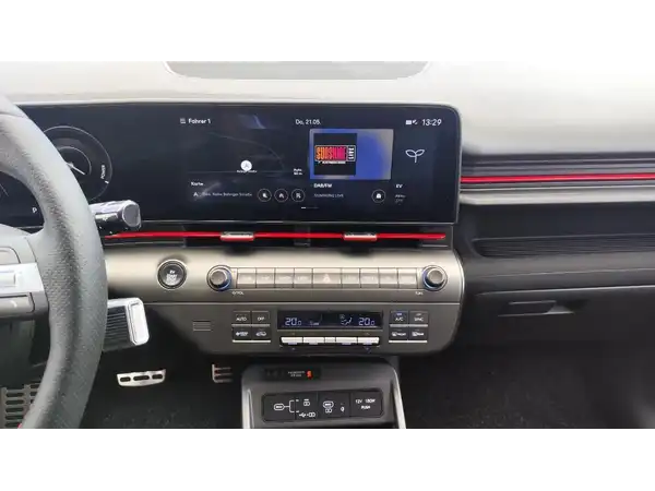 HYUNDAI KONA N LINE (10/13)